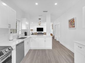 17825 SW 10 th CT 17825, Pembroke Pines FL 33029