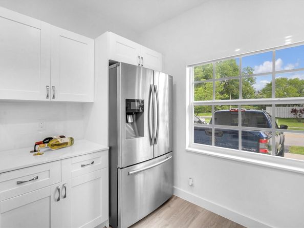 17825 SW 10 th CT 17825, Pembroke Pines FL 33029