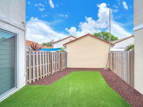 17825 SW 10 th CT 17825, Pembroke Pines FL 33029