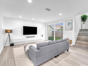 17825 SW 10 th CT 17825, Pembroke Pines FL 33029