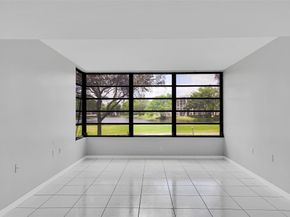 1713 Whitehall Dr 103, Davie FL 33324