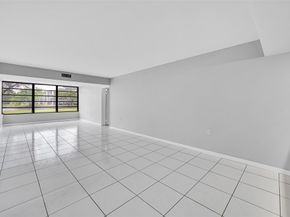 1713 Whitehall Dr 103, Davie FL 33324