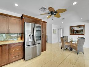 1080 SE 9th Ave, Pompano Beach FL 33060