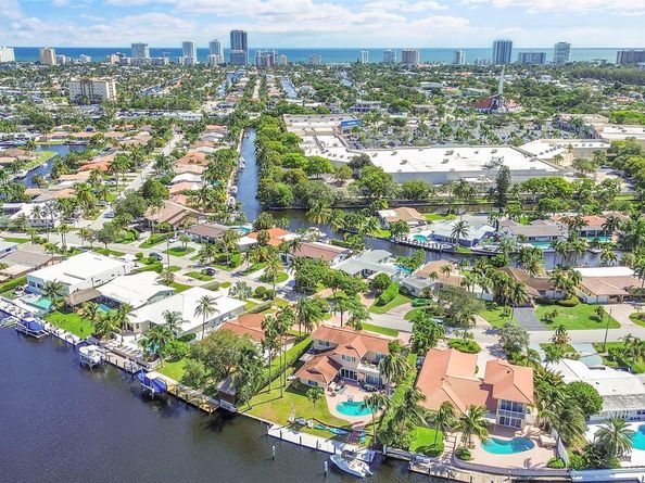 1080 SE 9th Ave, Pompano Beach FL 33060