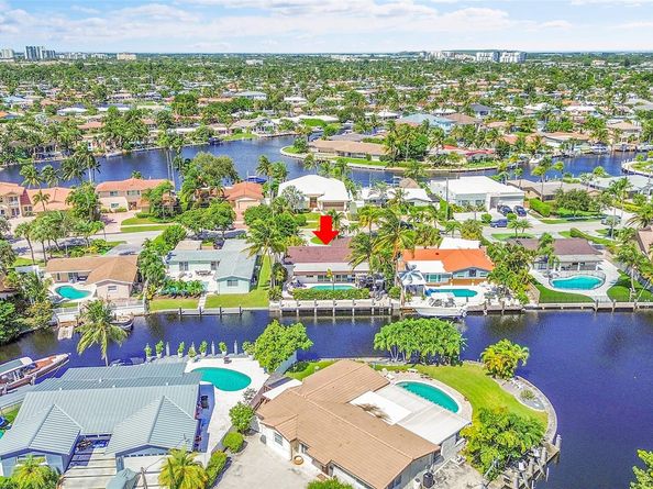 1080 SE 9th Ave, Pompano Beach FL 33060