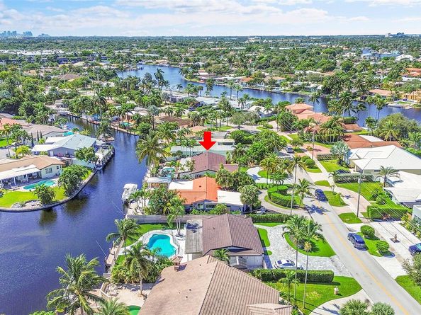 1080 SE 9th Ave, Pompano Beach FL 33060