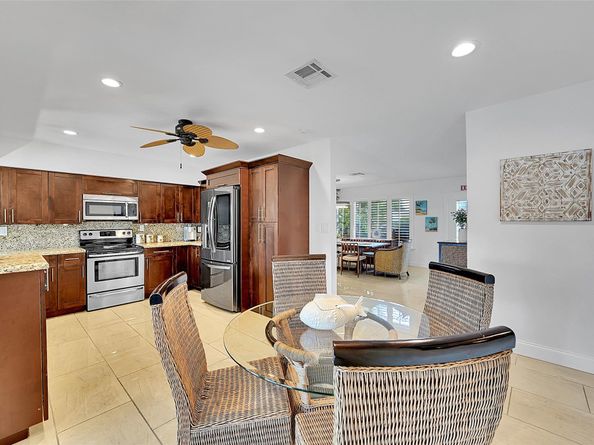 1080 SE 9th Ave, Pompano Beach FL 33060