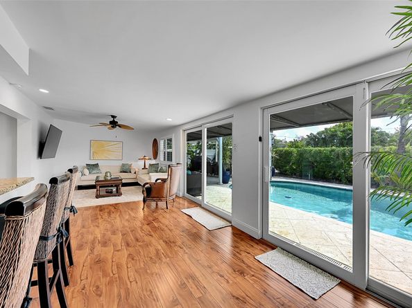 1080 SE 9th Ave, Pompano Beach FL 33060