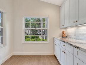 28 Admirals Court, Palm Beach Gardens FL 33418