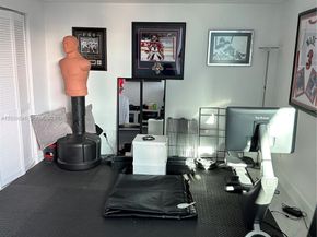 325 S Biscayne Boulevard 4119, Miami FL 33131