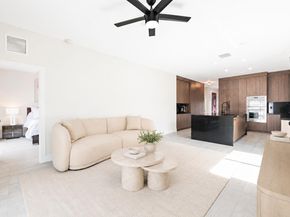 160 NE 35th Street, Oakland Park FL 33334