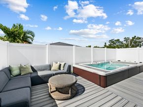 160 NE 35th Street, Oakland Park FL 33334
