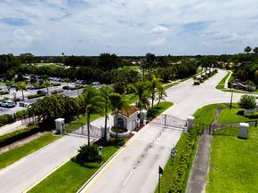 1681 Lakefield North Court, Wellington FL 33414