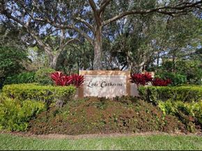 1092 Bedford Avenue, Palm Beach Gardens FL 33403