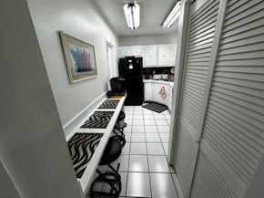 3105 Oakland Shores Drive J207, Oakland Park FL 33309