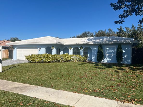 3244 NW 25th Way, Boca Raton FL 33434