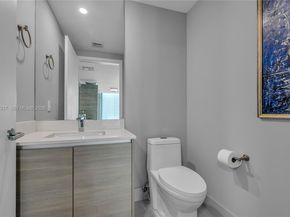 460 NE 28th Street 1708, Miami FL 33137
