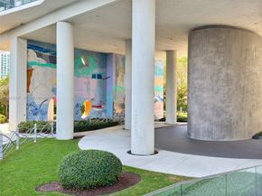 460 NE 28th Street 1708, Miami FL 33137