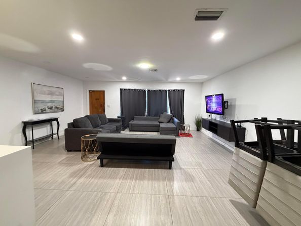 17390 NE 22nd Avenue, North Miami Beach FL 33160