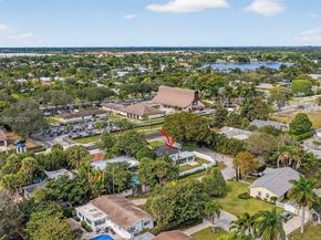1917 N Swinton Avenue, Delray Beach FL 33444