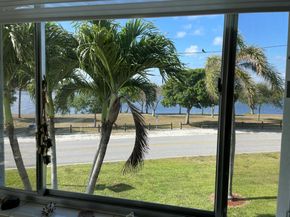 3160 Lake Osborne Drive 201, Lake Worth Beach FL 33461