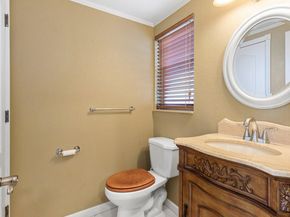 2201 SE 9th Street 107, Pompano Beach FL 33062