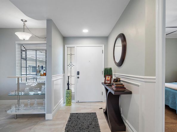 200 Waterway Road 204, Tequesta FL 33469