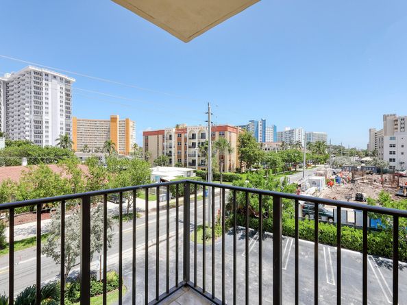 501 N Riverside Dr 301, Pompano Beach FL 33062