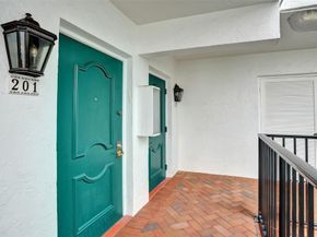 1212 SE 2nd Ct 201, Fort Lauderdale FL 33301