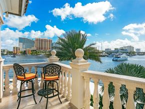2 Pelican Dr, Fort Lauderdale FL 33301
