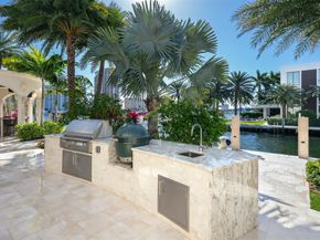 2 Pelican Dr, Fort Lauderdale FL 33301