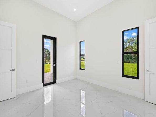 13600 Pine Meadow Ct, Davie FL 33325