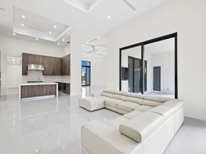 13600 Pine Meadow Ct, Davie FL 33325