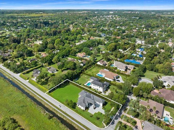 13600 Pine Meadow Ct, Davie FL 33325