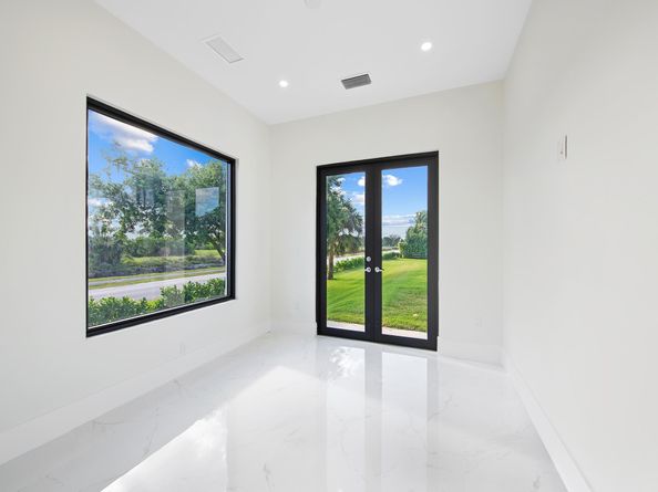 13600 Pine Meadow Ct, Davie FL 33325