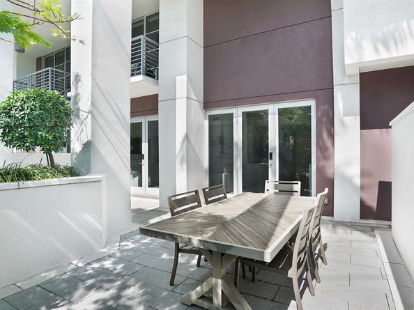 155 E Boca Raton Road Th3, Boca Raton FL 33432