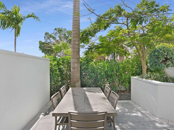 155 E Boca Raton Road Th3, Boca Raton FL 33432