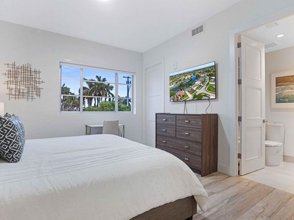 155 E Boca Raton Road Th3, Boca Raton FL 33432