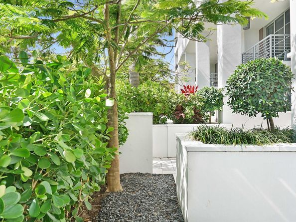155 E Boca Raton Road Th3, Boca Raton FL 33432
