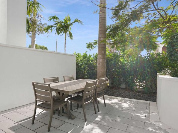 155 E Boca Raton Road Th3, Boca Raton FL 33432