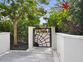 155 E Boca Raton Road Th3, Boca Raton FL 33432