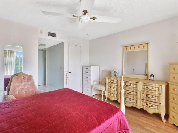1516 S Lakeside Drive 317, Lake Worth Beach FL 33460