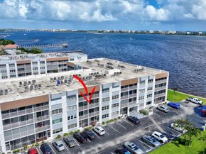 1516 S Lakeside Drive 317, Lake Worth Beach FL 33460