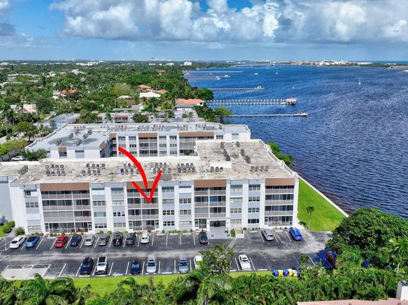 1516 S Lakeside Drive 317, Lake Worth Beach FL 33460