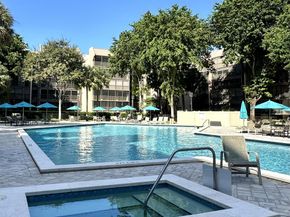2816 N 46th Avenue J682, Hollywood FL 33021