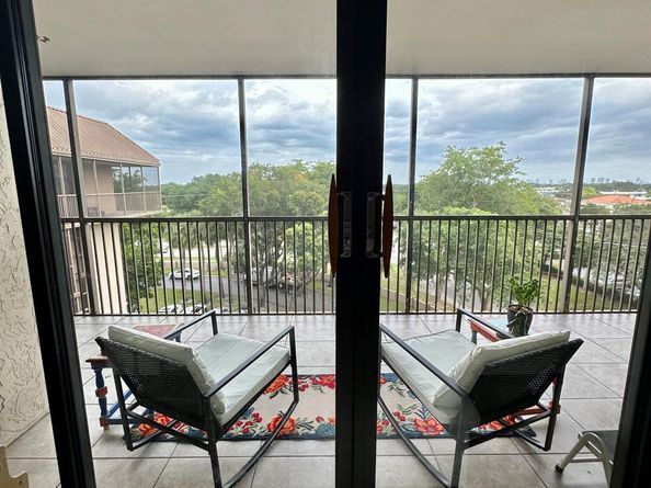 2816 N 46th Avenue J682, Hollywood FL 33021