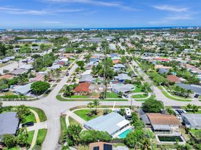 106 SE 10th Ct, Deerfield Beach FL 33441