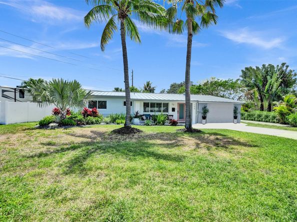 106 SE 10th Ct, Deerfield Beach FL 33441