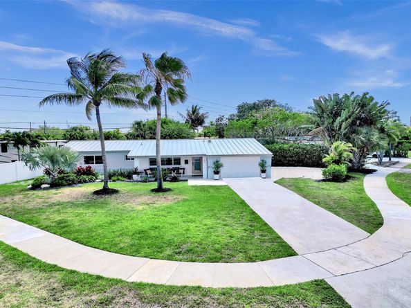106 SE 10th Ct, Deerfield Beach FL 33441