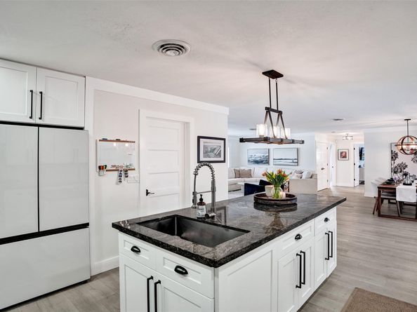 106 SE 10th Ct, Deerfield Beach FL 33441